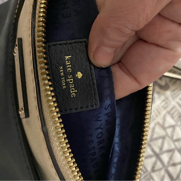 Kate spade crossbody - Picture 4 of 6